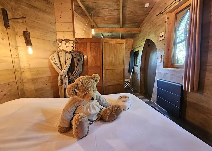 Au Refuge Des 3 Ours - Chambres D\'Hotes Et Cabanes